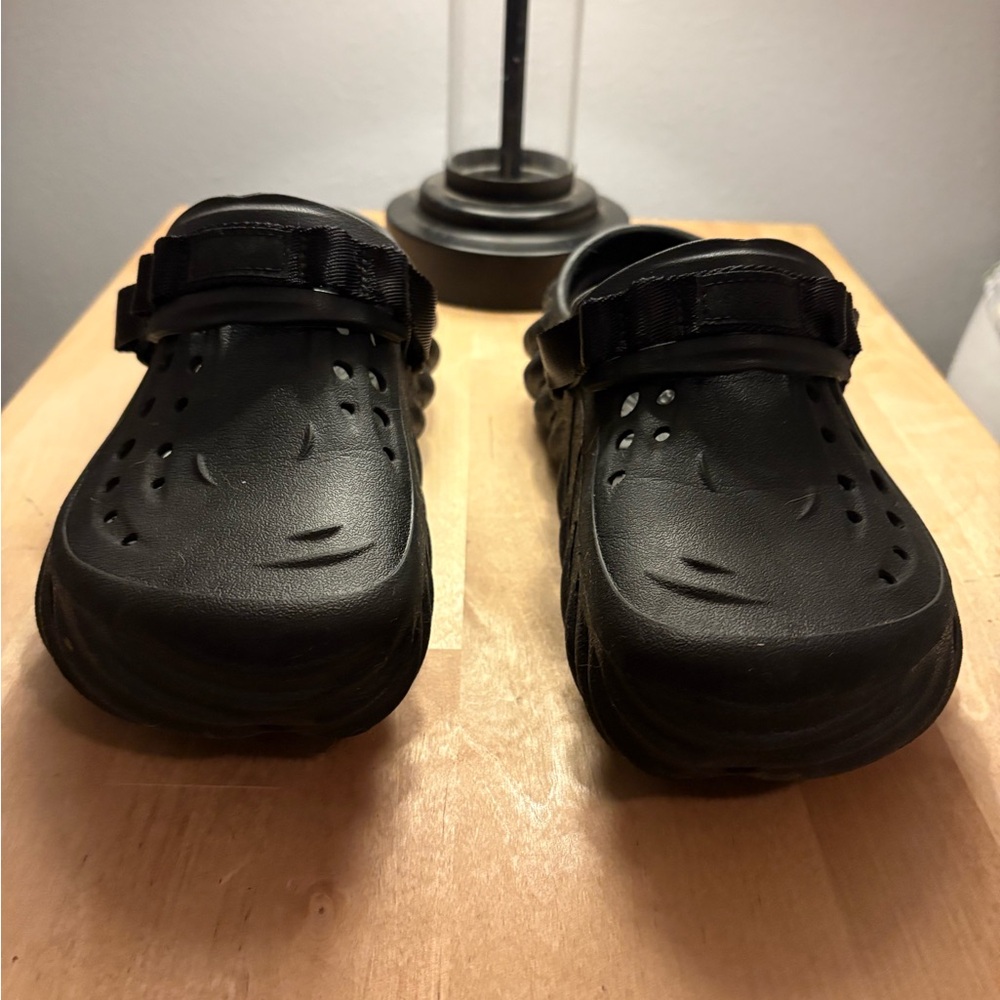 CROCS Echo Black Mules for Women only worn a few times.